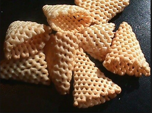 Fried Food Extrusion Blog - 2d 3d fried strong style color b82220 pellet strong food